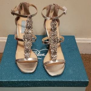 Betsy Johnson Block Heel Sandels